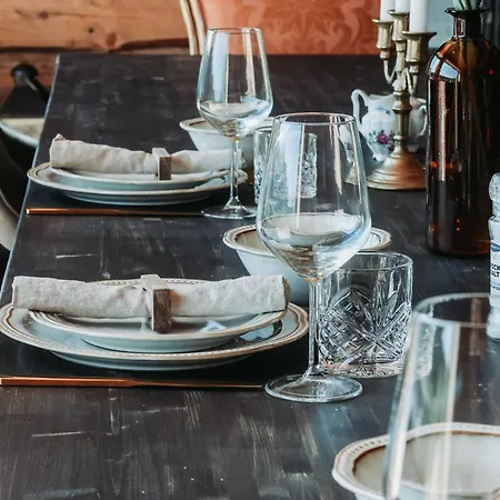 Stabburet Madam Meyer Hébergement de vacances